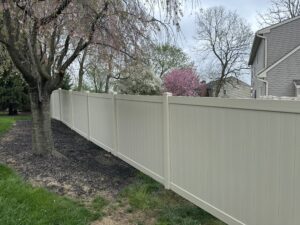 vinyl fence, vinyl fencing, privacy fencing, privacy fence, privacy fencing