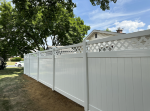 lattice fence, vinyl fence, vinyl fencing, privacy fencing